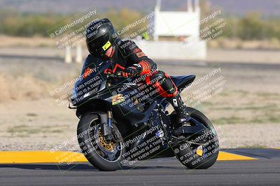 media/Nov-05-2022-SoCal Trackdays (Sat) [[f8d9b725ab]]/Turn 5 (940am)/